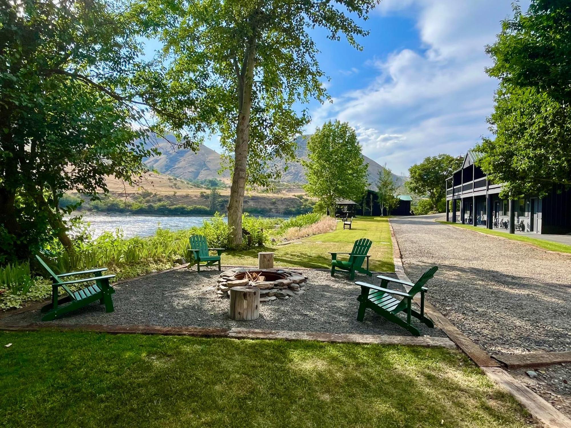 Steelhead Lodge Lucile Εξωτερικό φωτογραφία